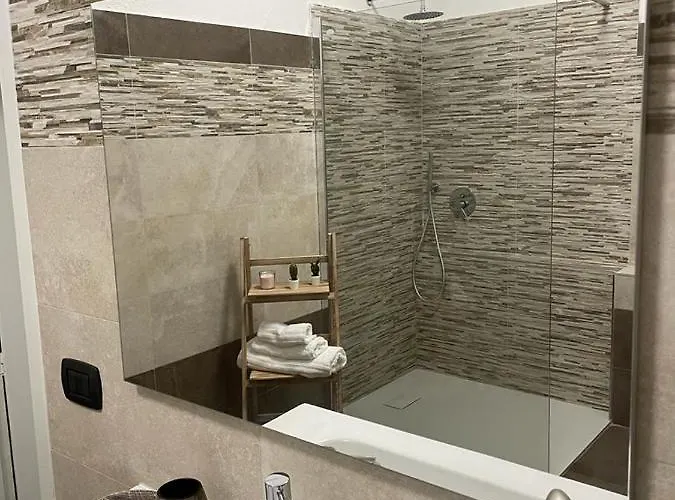 La Pietra Di Giada * Syracuse